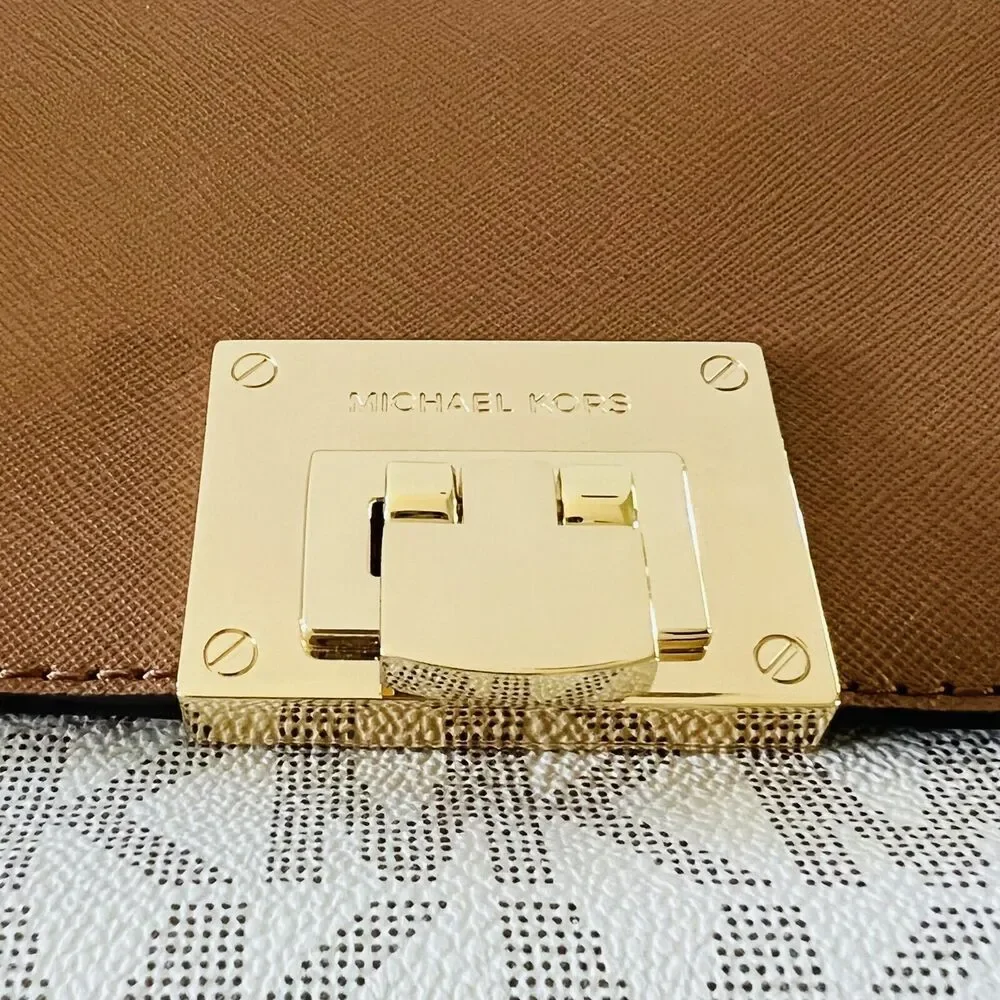MICHAEL KORS Tina Vanilla Acorn Leather Medium Flap Shoulder Bag